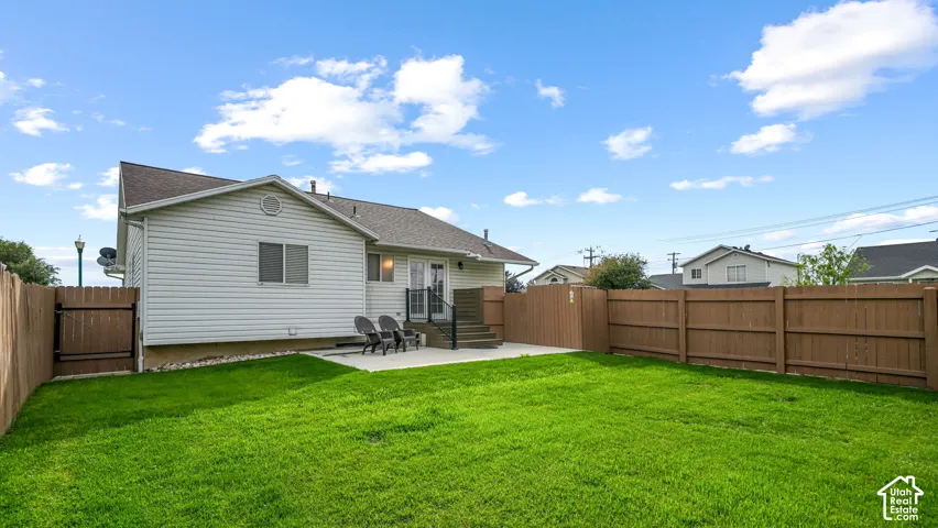Spacious backyard