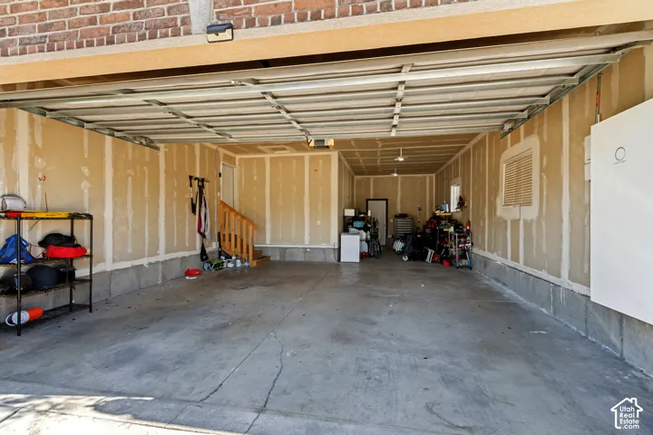 Tandem Garage and Solar battery