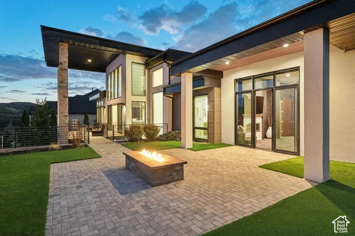 Patio off the primary suite