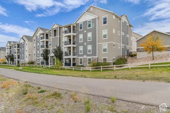 4234 W Mckellen Dr #b2, Herriman, Utah 84096