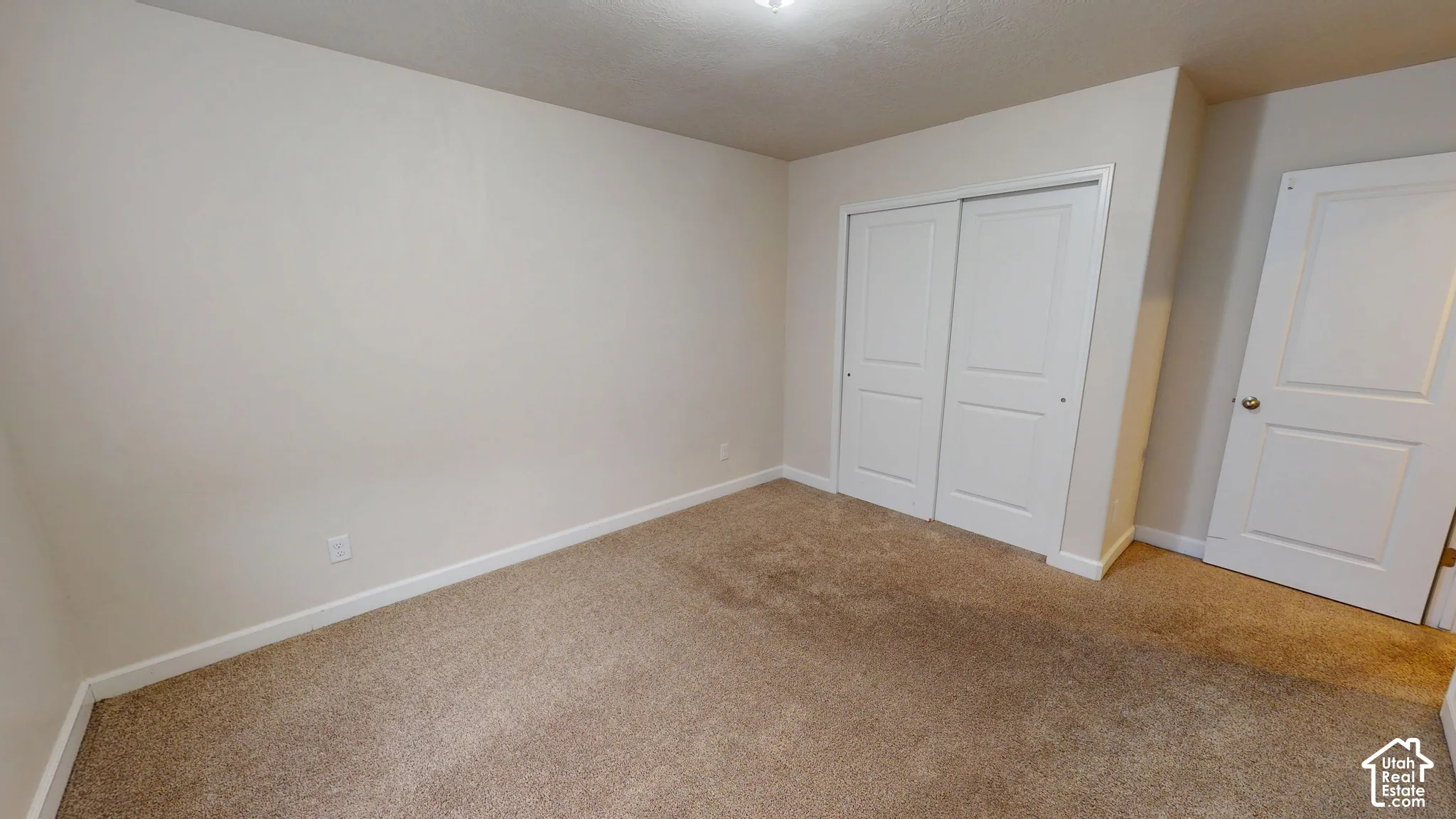 Upstairs bedroom 2