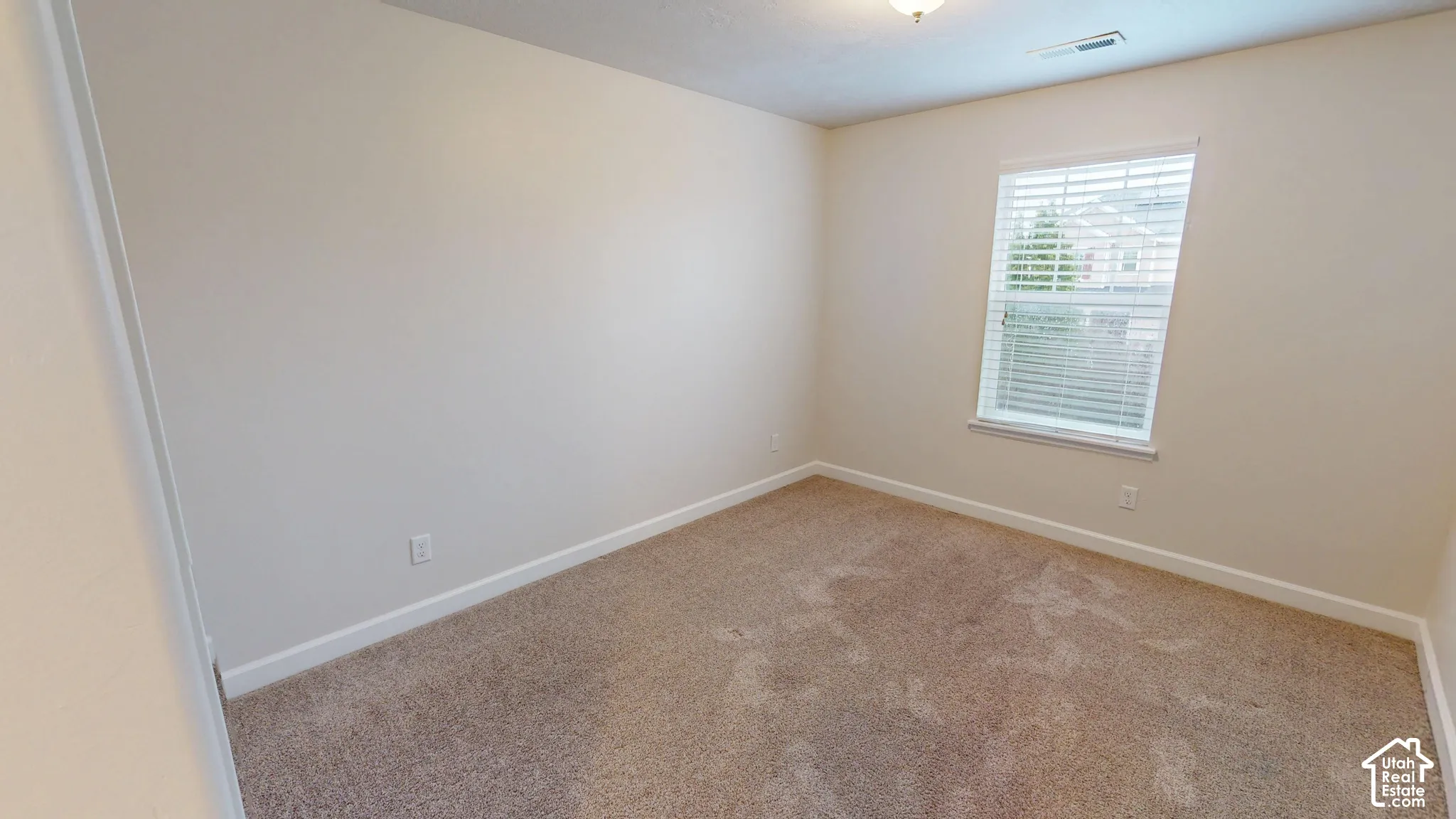 Upstairs bedroom 5