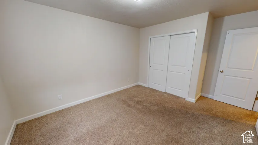 Upstairs bedroom 2
