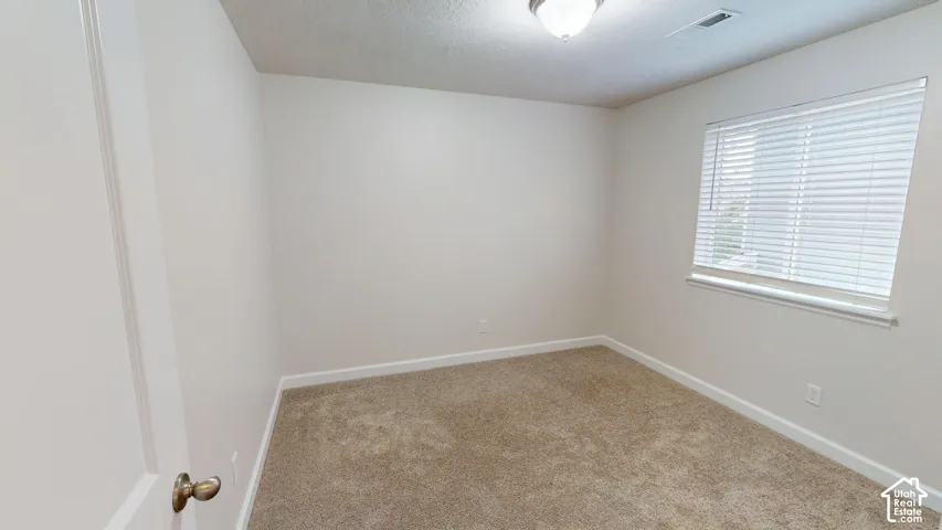 Upstairs bedroom 4