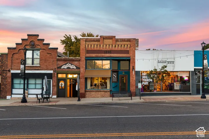 Charming Historic Main Street Commercial Building - Downtown Mt. Pleasant