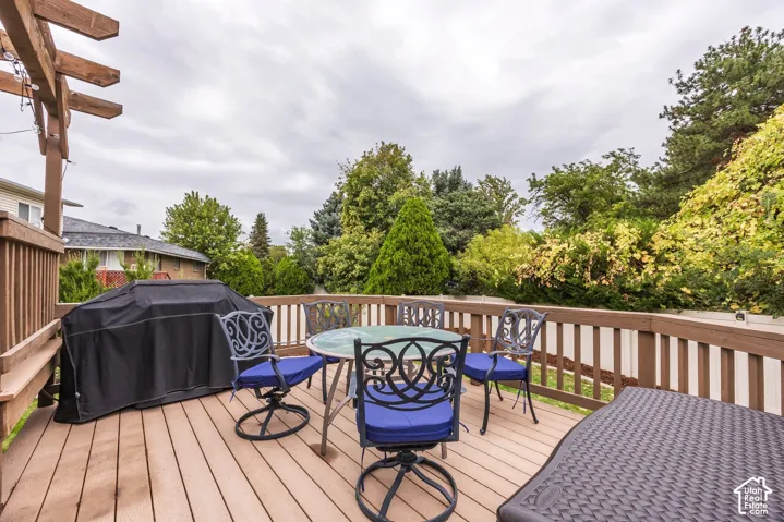 6521 S Vinecrest Dr, Salt Lake City, Utah 84121