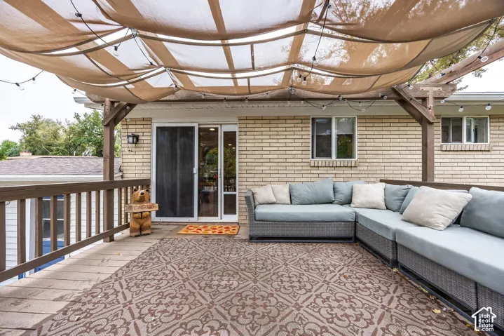 6521 S Vinecrest Dr, Salt Lake City, Utah 84121