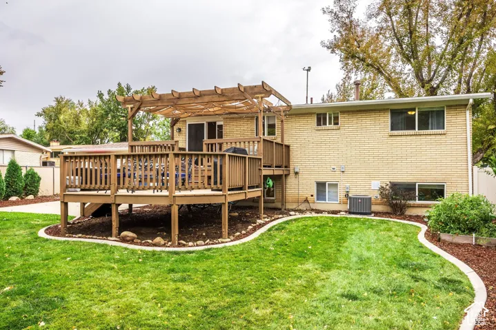 6521 S Vinecrest Dr, Salt Lake City, Utah 84121