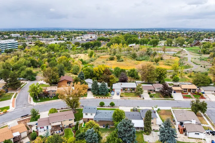 6521 S Vinecrest Dr, Salt Lake City, Utah 84121