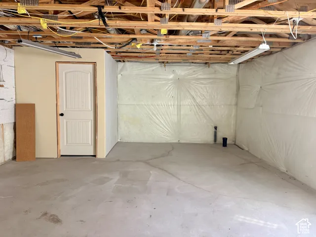 This large basement space is ready to be your dream room! Easy to convert with pre plumbing for future bath!