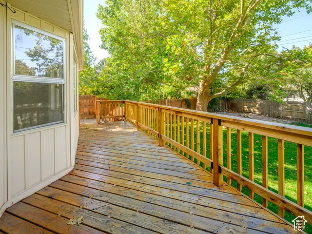 Gorgeous  wood deck
