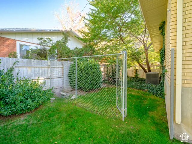 Side fence and gate