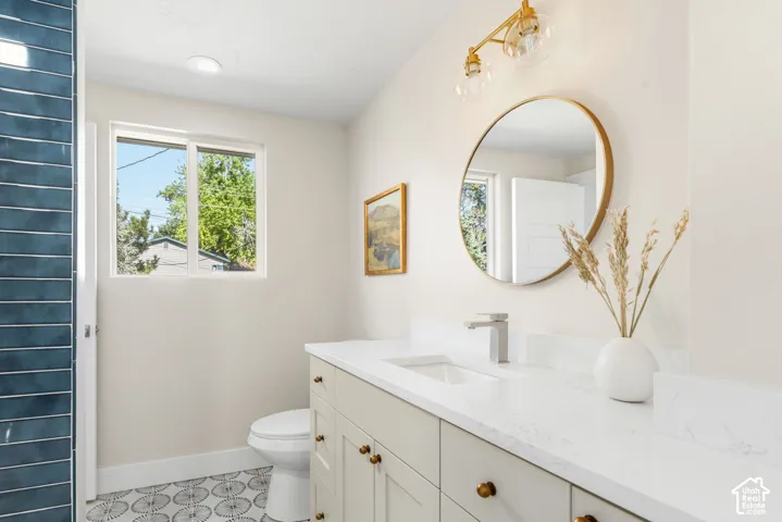 6909 S 90 E, Midvale, Utah 84047