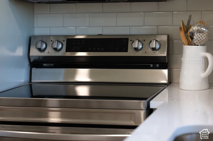 Stove for cooking