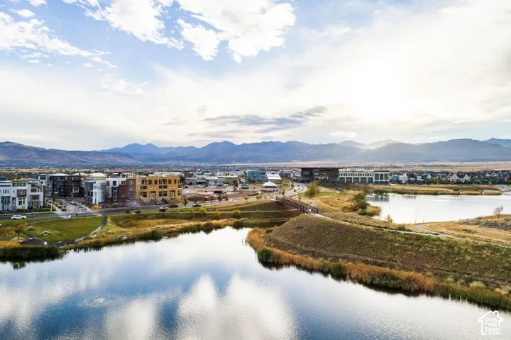 4626 W South Jordan Pkwy, South Jordan, Utah 84009