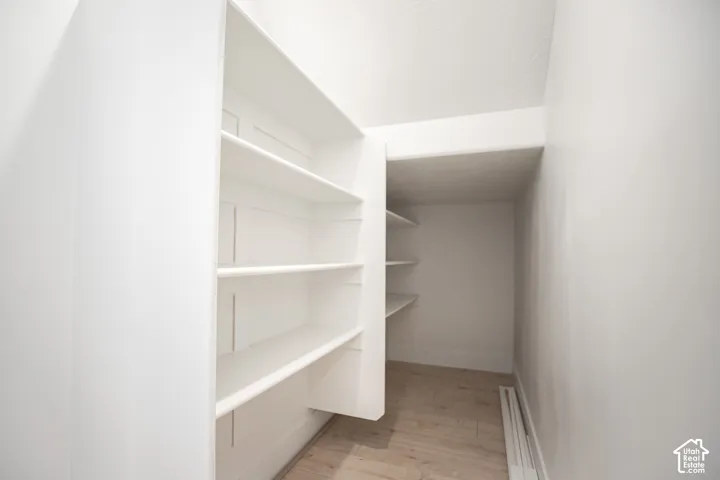 Walk-in kitchen pantry