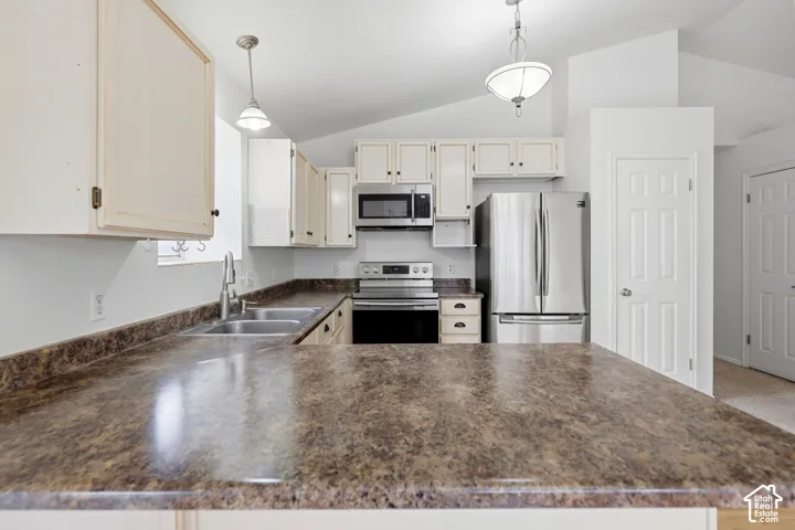 5371 W Ticklegrass Rd, West Jordan, Utah 84081