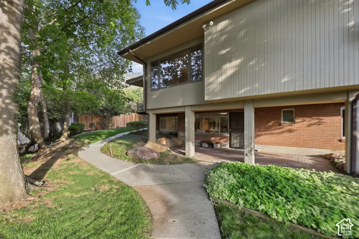 Nature walkway that circles the house.