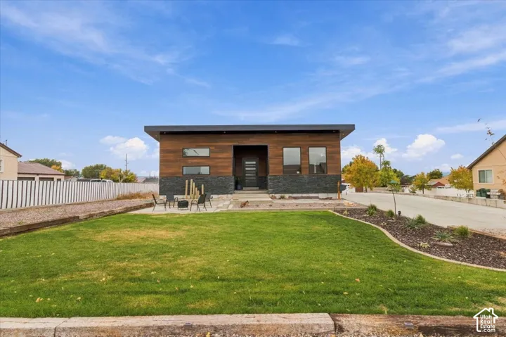 280 E 200 S, Gunnison, Utah 84634
