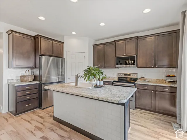 7578 N Timber Country Rd, Eagle Mountain, Utah 84005