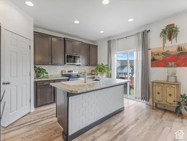 7578 N Timber Country Rd, Eagle Mountain, Utah 84005
