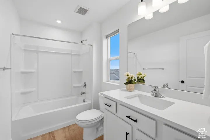 247 E 1825 N #12, North Ogden, Utah 84414
