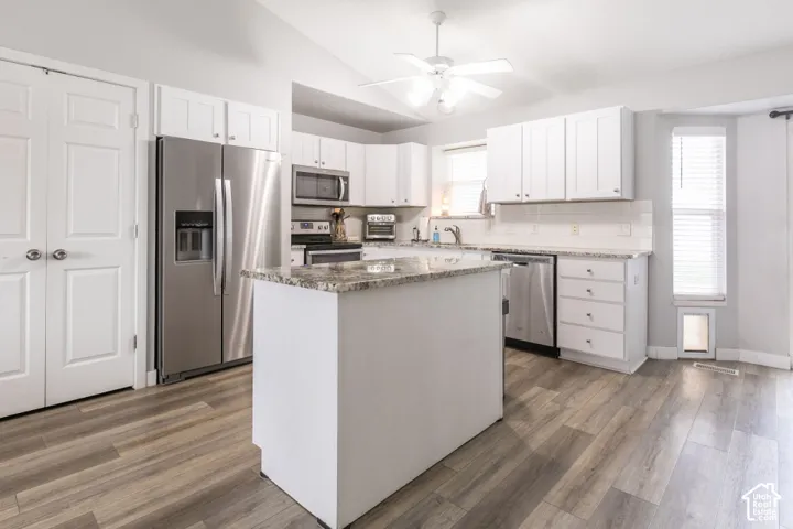42 Country Bend Rd, Farmington, Utah 84025