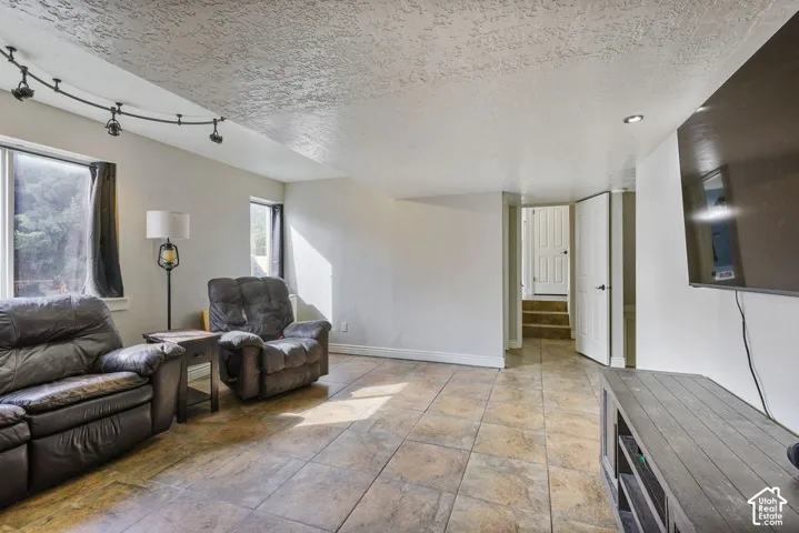 4343 W Queens Ferry Drive Dr, South Jordan, Utah 84009