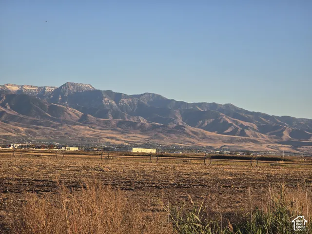 Expansive open acreage featuring unobstructed mountain backdrops