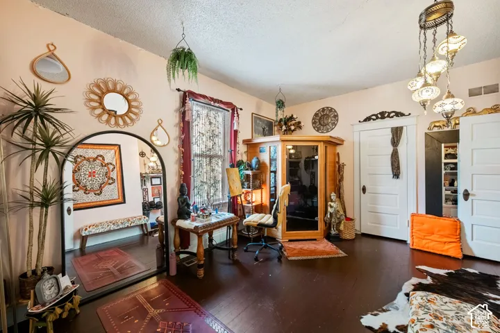 Main House Bedroom 3