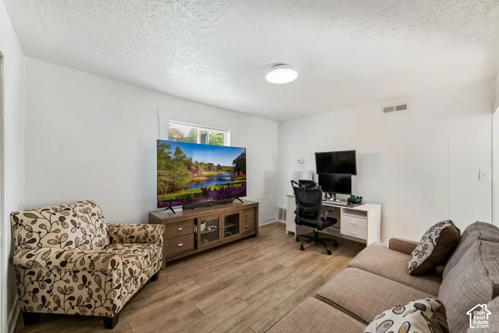 Cottage Living Room