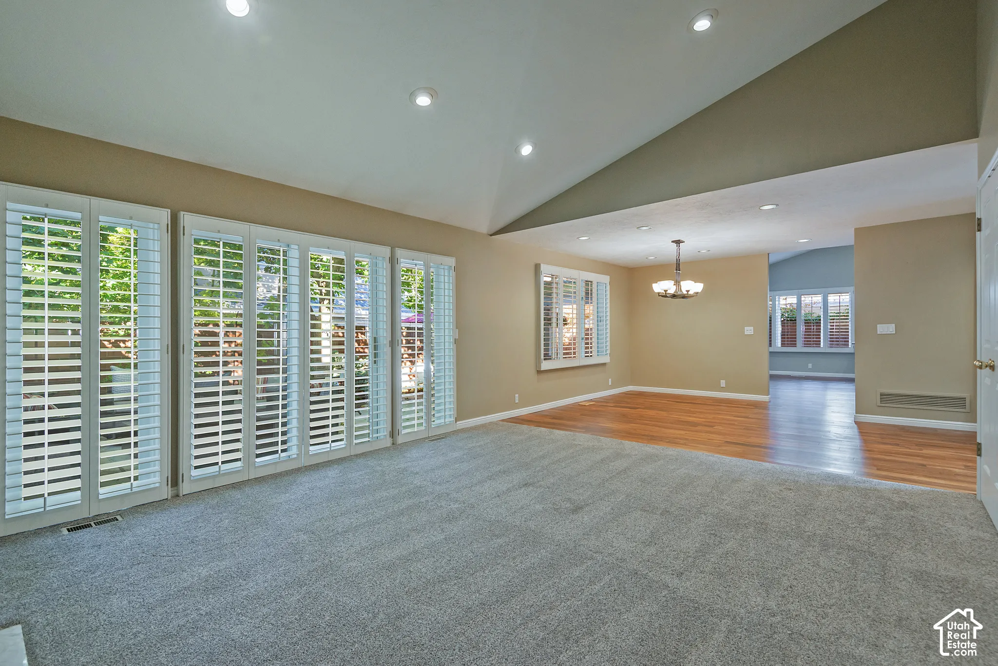 Vaulted ceiling with recessed lighting