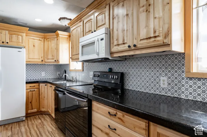 605 E Adams St, Layton, Utah 84041