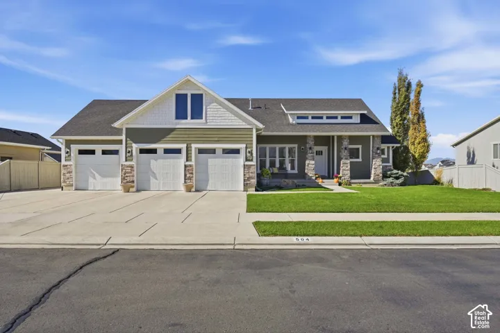504 S Lake View Dr, Vineyard, Utah 84059