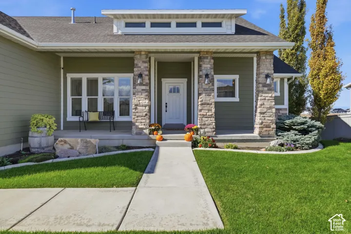 504 S Lake View Dr, Vineyard, Utah 84059