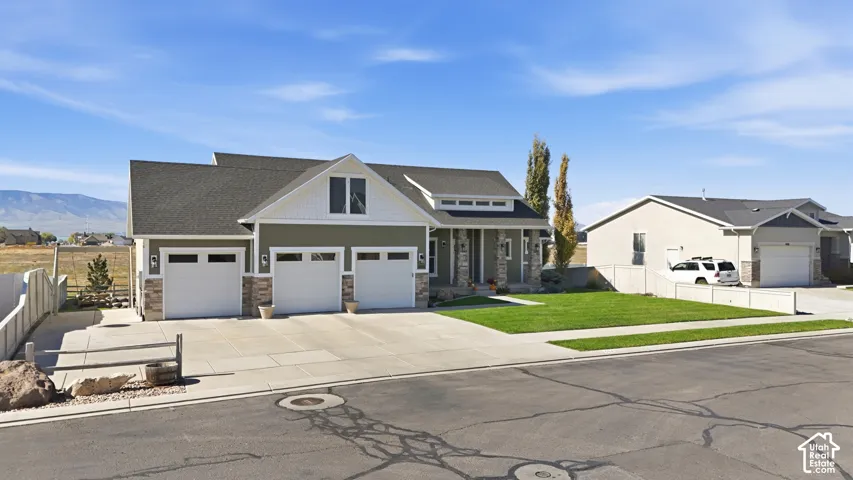 504 S Lake View Dr, Vineyard, Utah 84059