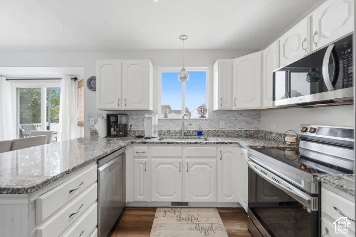 5056 W Van Cott Peak Dr, Riverton, Utah 84096
