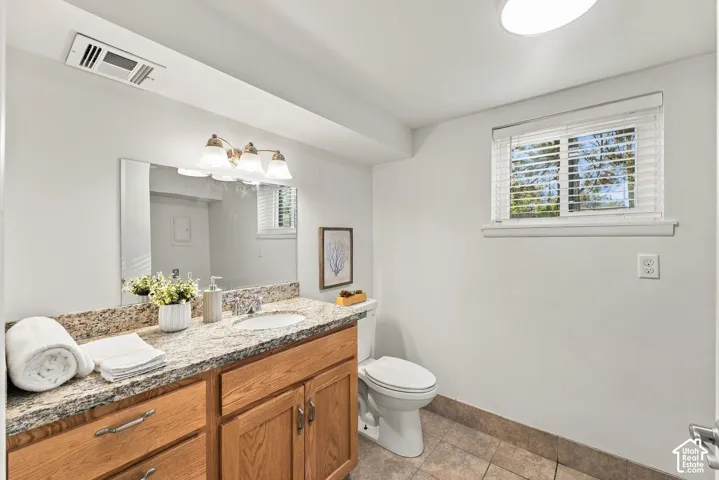 Basement Bath/Laundry