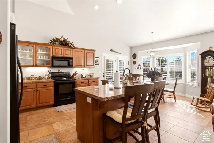 853 W Cherry Oak Cir, Salt Lake City, Utah 84123