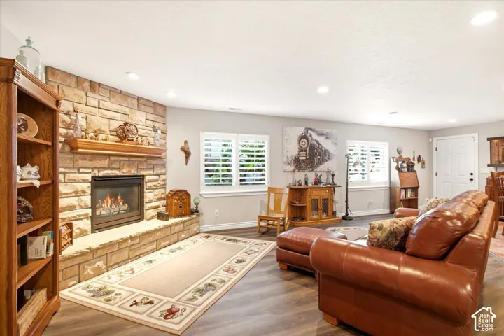853 W Cherry Oak Cir, Salt Lake City, Utah 84123