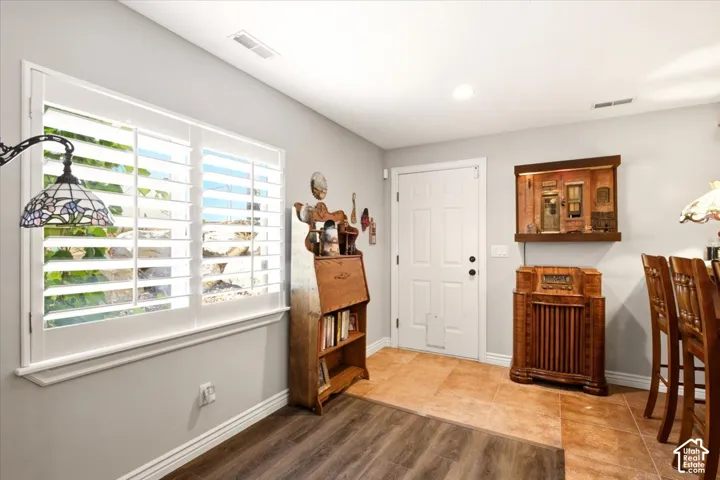 853 W Cherry Oak Cir, Salt Lake City, Utah 84123