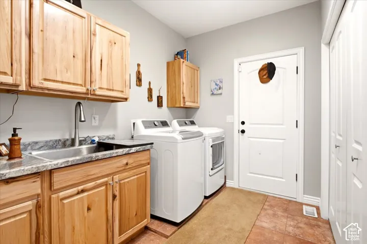 853 W Cherry Oak Cir, Salt Lake City, Utah 84123
