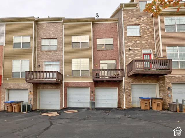 2 Car Garage