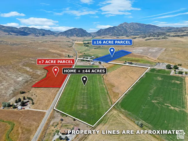 Featured property is outlined in blue