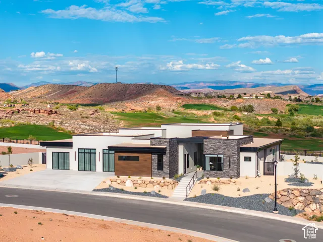 1568 N St Andrews Way #102, Washington, Utah 84780