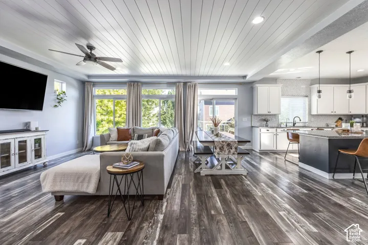 10967 S Raphi Pl, South Jordan, Utah 84095