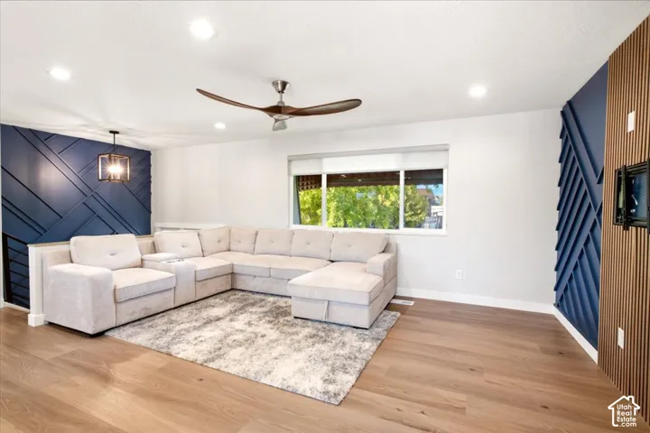 Total Expansive- TOP OF LINE Remodel in 2025.  Sellers lose YOUR GAIN.