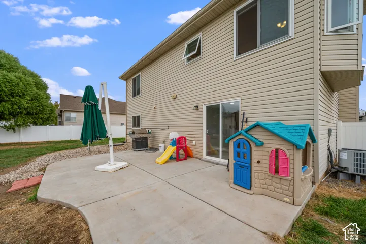 2602 W 2580 N, Clinton, Utah 84015