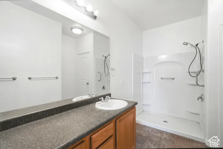 392 E 700 # J, Vernal, Utah 84078