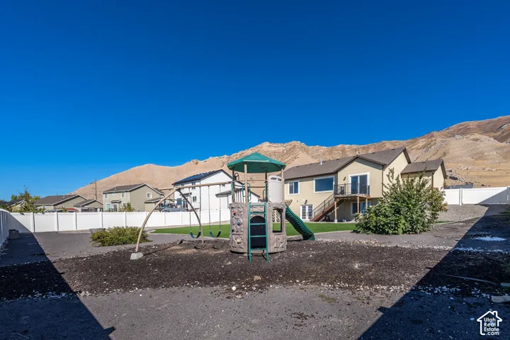 8285 N Lakeshore Dr, Lake Point, Utah 84074